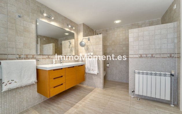 Wiederverkauf - Villa - Marbella - Guadalmina Alta