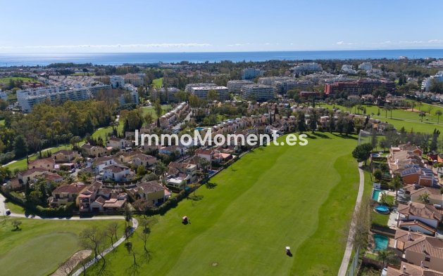 Wiederverkauf - Villa - Marbella - Guadalmina Alta