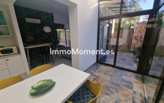 Revente - Villa - Orihuela - Orihuela Centro