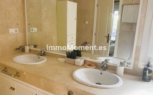 Wiederverkauf - Wohnung - Marbella - Elviria