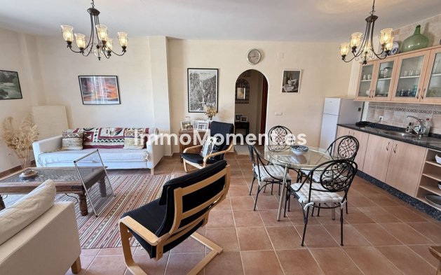 Reventa - Casa de campo - Interior  - Alora