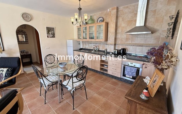 Reventa - Casa de campo - Interior  - Alora