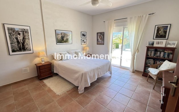Reventa - Casa de campo - Interior  - Alora