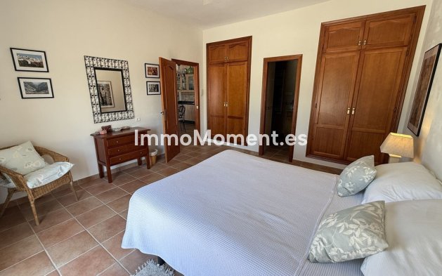 Reventa - Casa de campo - Interior  - Alora