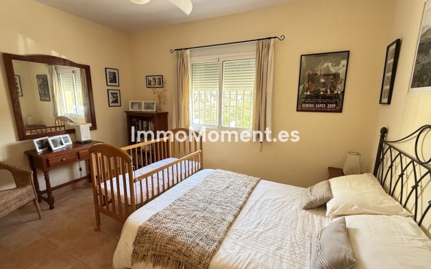 Reventa - Casa de campo - Interior  - Alora