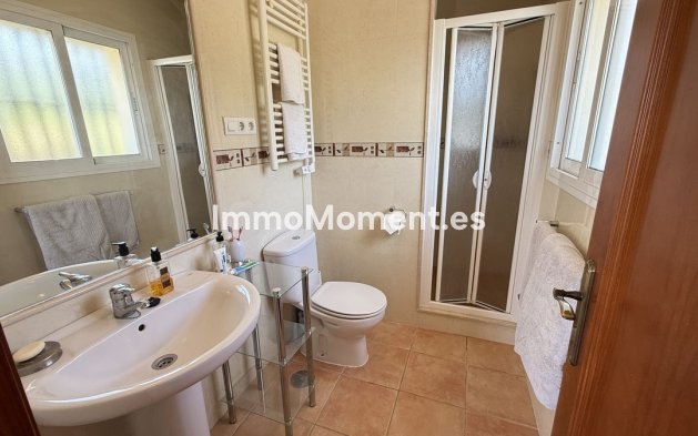 Reventa - Casa de campo - Interior  - Alora