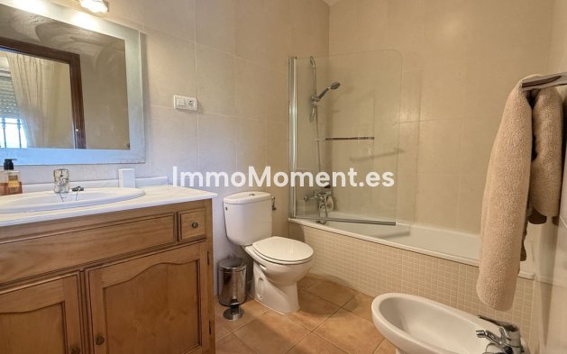 Reventa - Casa de campo - Interior  - Alora