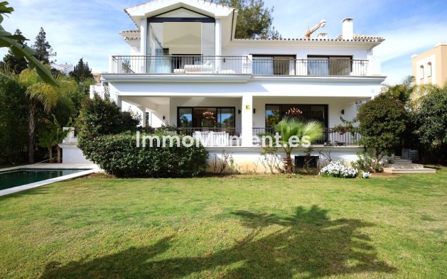 Wiederverkauf - Villa - Marbella - Nueva Andalucía