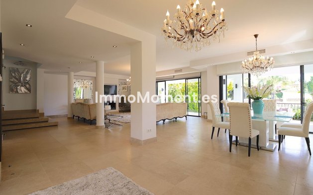 Wiederverkauf - Villa - Marbella - Nueva Andalucía