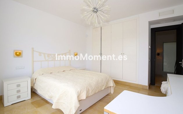 Wiederverkauf - Villa - Marbella - Nueva Andalucía