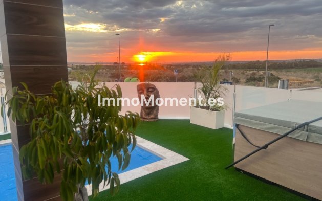 Revente - Villa - Los Montesinos - Los Montesinos Centro