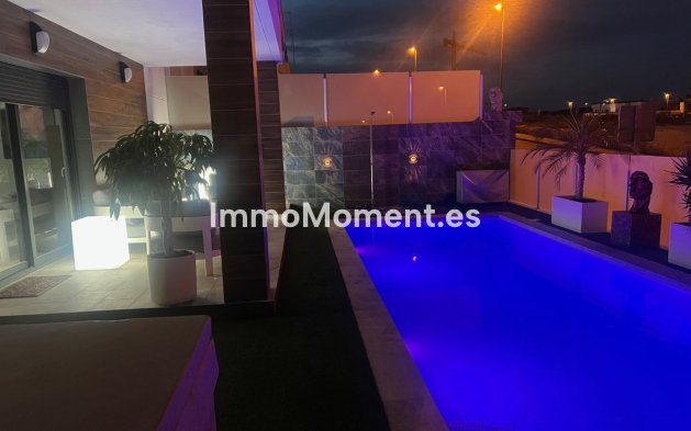 Revente - Villa - Los Montesinos - Los Montesinos Centro