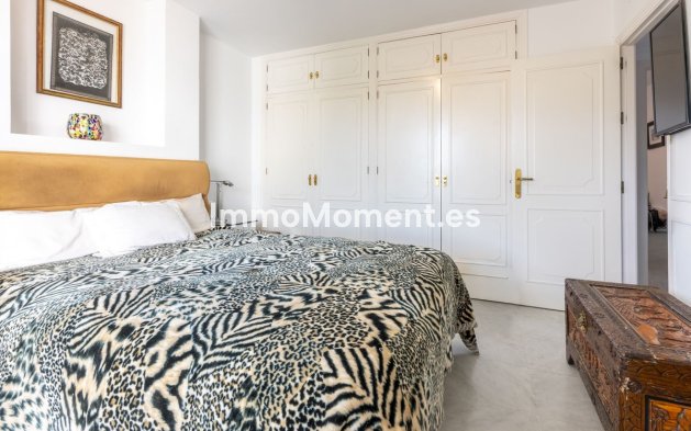 Wiederverkauf - Wohnung - Estepona  - Atalaya