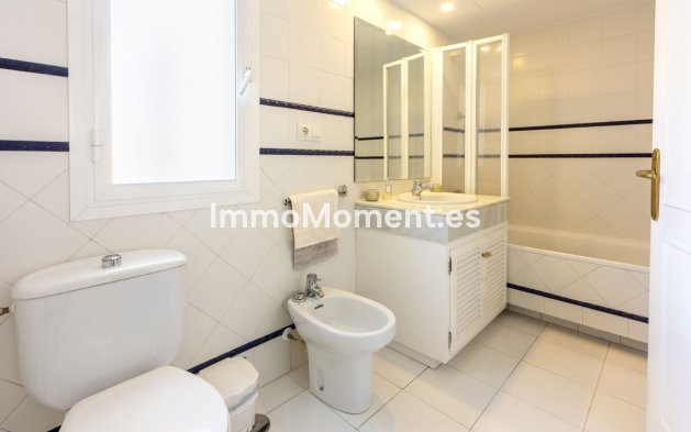 Wiederverkauf - Wohnung - Estepona  - Atalaya