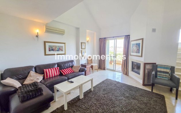 Resale - Apartment - Manilva - La Duquesa