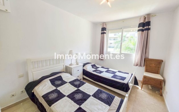 Resale - Apartment - Manilva - La Duquesa