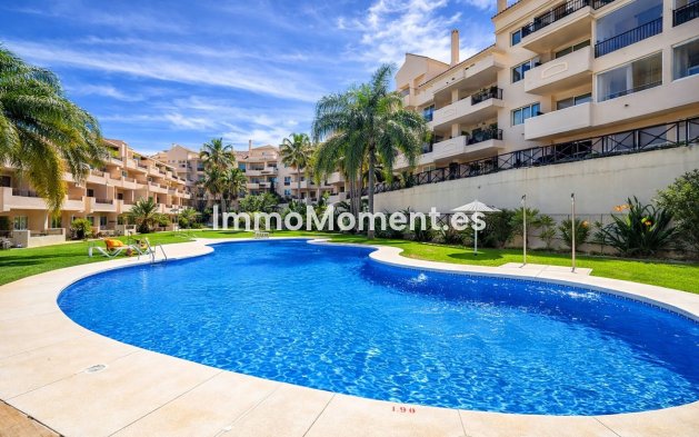 Resale - Apartment - Manilva - La Duquesa