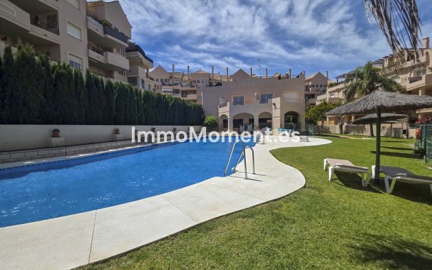 Resale - Apartment - Manilva - La Duquesa