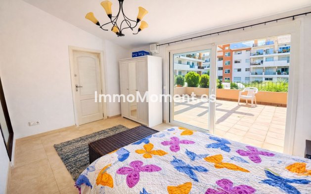 Resale - Apartment - Manilva - La Duquesa
