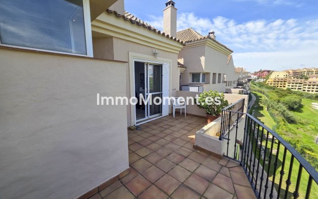 Resale - Apartment - Manilva - La Duquesa