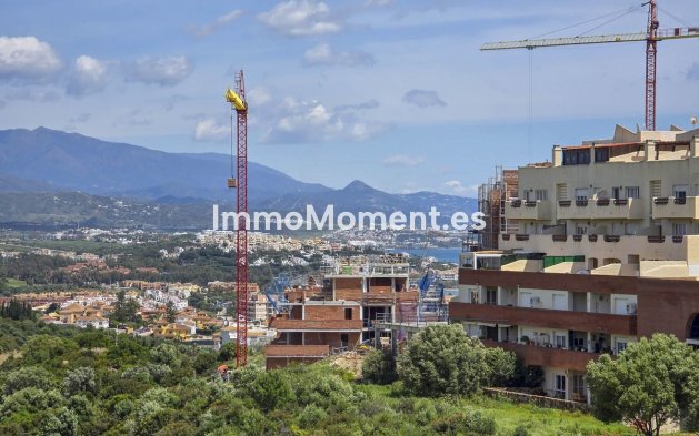 Resale - Apartment - Manilva - La Duquesa