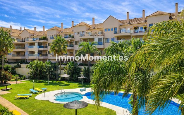 Resale - Apartment - Manilva - La Duquesa
