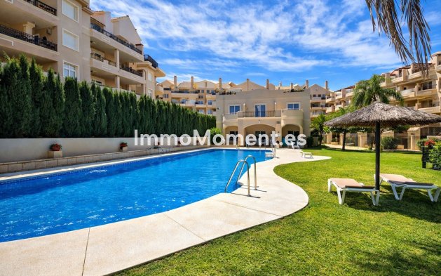 Resale - Apartment - Manilva - La Duquesa