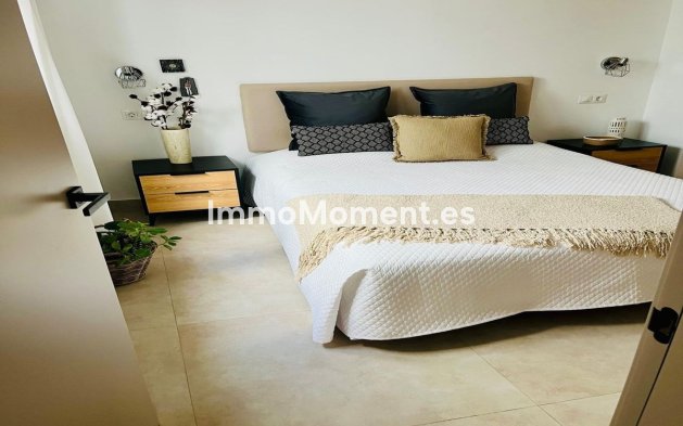 Revente - Maison mitoyenne - Estepona  - Estepona Centro
