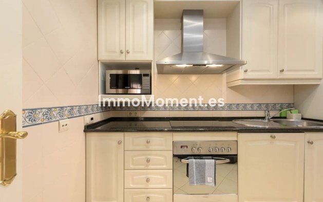 Revente - Appartement - Marbella - Elviria