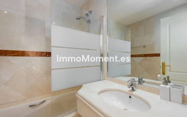 Revente - Appartement - Marbella - Elviria