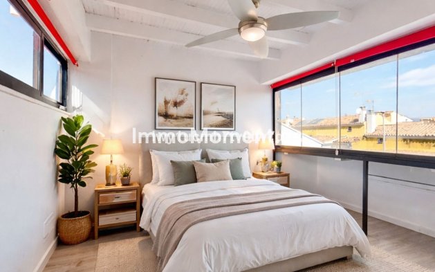 Revente - Maison mitoyenne - Intérieur                       - Churriana