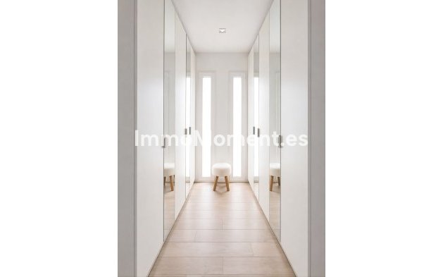 Resale - Villa - Manilva