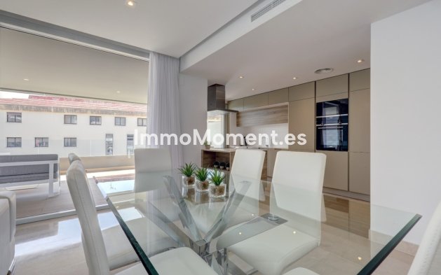 Wiederverkauf - Wohnung - Marbella - Nueva Andalucía
