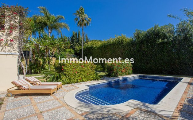 Wiederverkauf - Villa - New Golden Mile