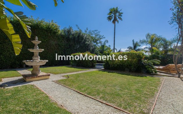 Wiederverkauf - Villa - New Golden Mile