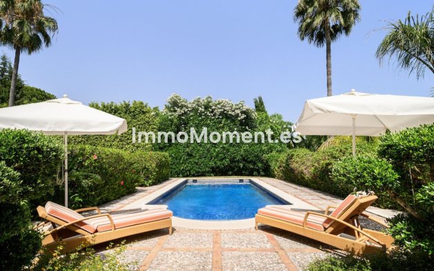 Wiederverkauf - Villa - New Golden Mile