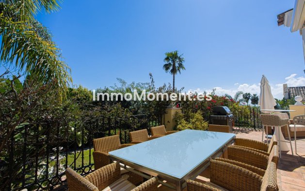 Wiederverkauf - Villa - New Golden Mile