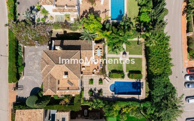 Wiederverkauf - Villa - New Golden Mile