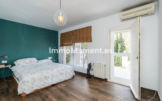 Resale - Villa - Marbella - Río Real