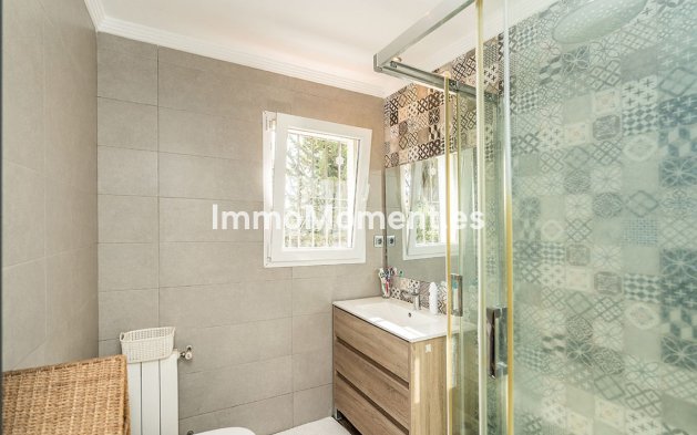 Resale - Villa - Marbella - Río Real