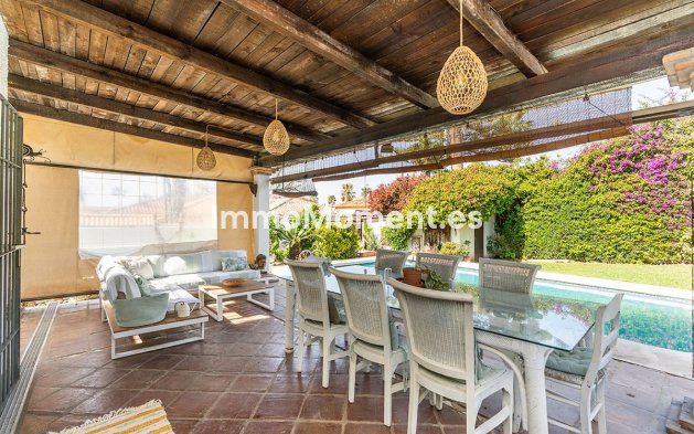 Resale - Villa - Marbella - Río Real
