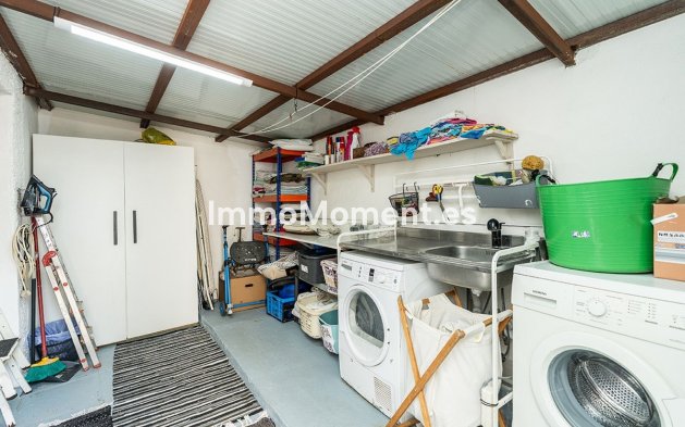 Resale - Villa - Marbella - Río Real