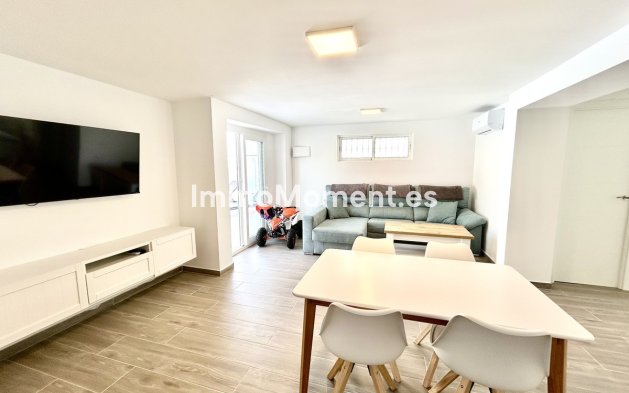 Wiederverkauf - Villa - Orihuela - Villamartin