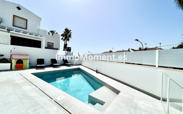 Wiederverkauf - Villa - Orihuela - Villamartin