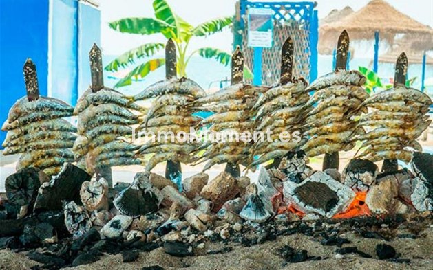 Resale - Apartment - Estepona - Estepona Centro