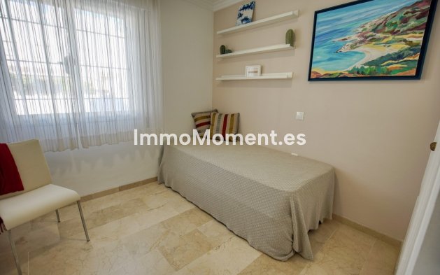 Revente - Maison mitoyenne - Estepona  - Estepona Centro