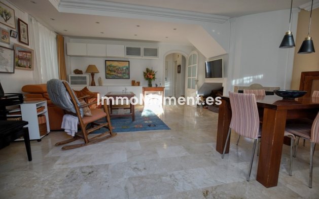 Revente - Maison mitoyenne - Estepona  - Estepona Centro