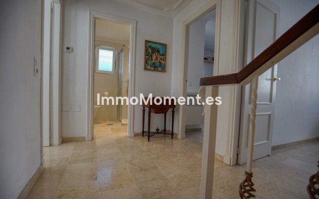 Revente - Maison mitoyenne - Estepona  - Estepona Centro