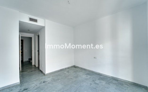 Wiederverkauf - Wohnung - Marbella - Guadalmina Baja