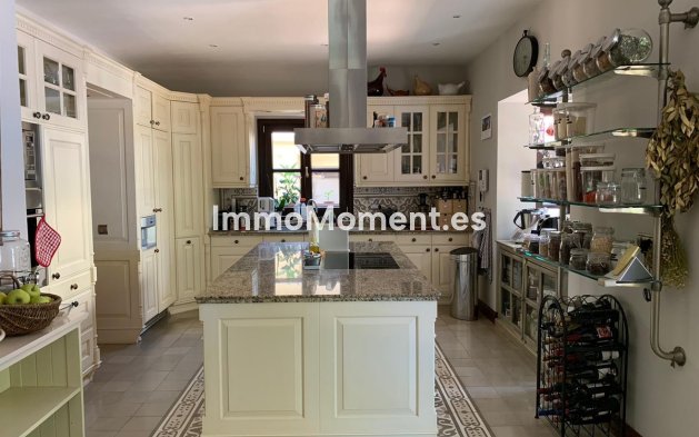 Revente - Villa - Marbella - Sierra Blanca